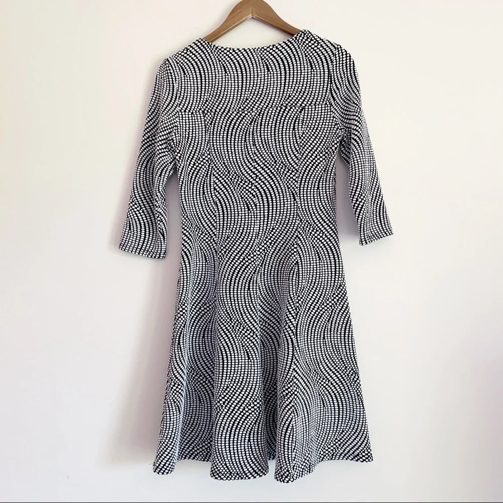 Frank Lyman Op-Art Swirl Fit & Flare Dress Sz 10